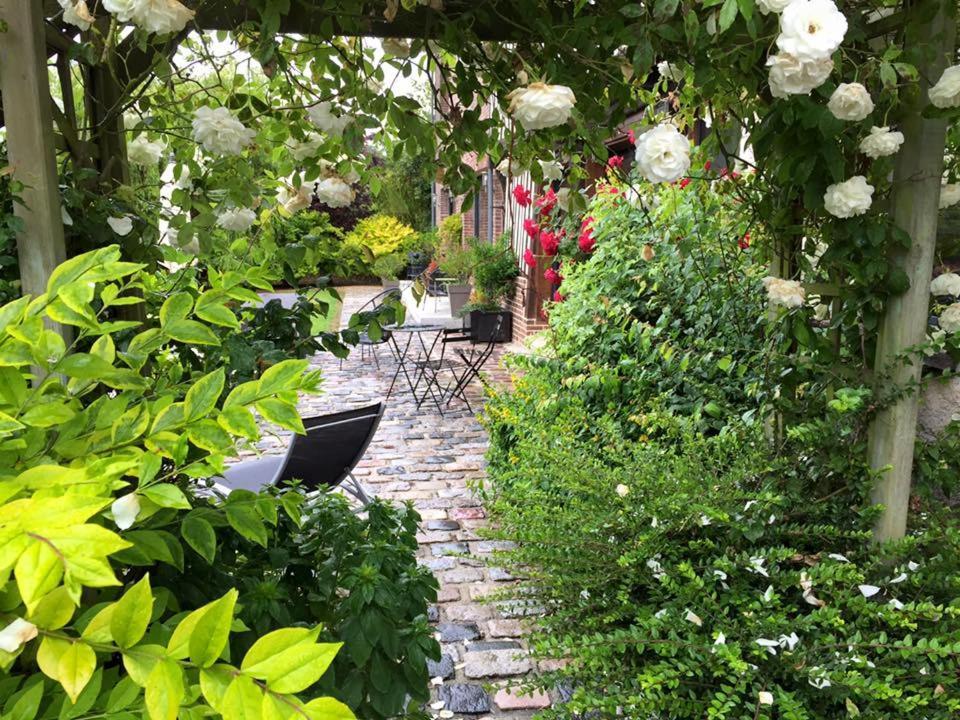 Le Manoir De La Campagne Hotel Yebleron ภายนอก รูปภาพ